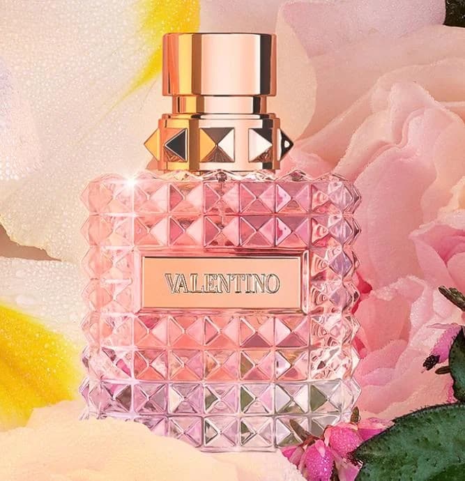 Citrus, Woody, Floral fragrance reference with bergamot, grapefruit, blackcurrant, white peach notes for custom perfume development