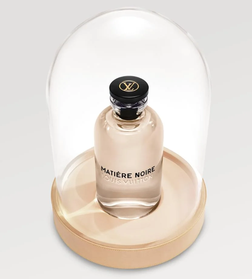 Oud, Woody, Floral fragrance reference with blackcurrant, water, cyclamen, narcissus notes for custom perfume development