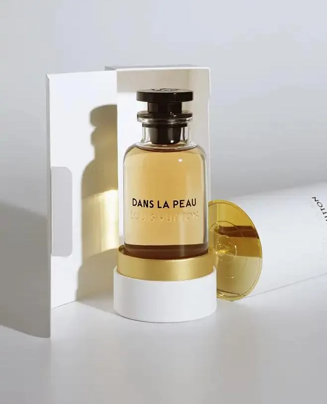 Floral, Musk, Leather fragrance reference with apricot, water, jasmine, magnolia notes for custom perfume development