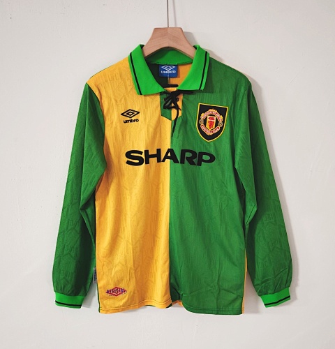 2092-94 Manchester United Retro Version