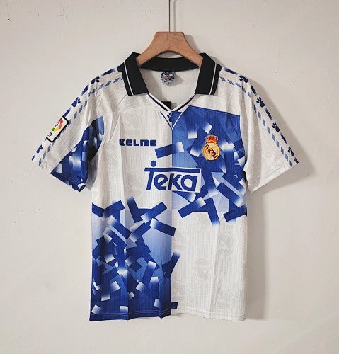 2096-97 Real Madrid Retro Version