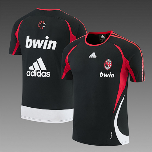 2020-06 AC Milan Training Kit