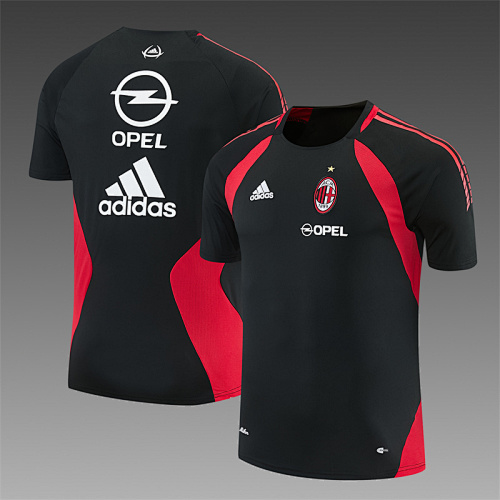 2020-05 AC Milan Training Kit