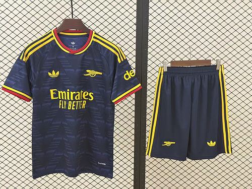 Football Collection Arsenal Adult Kit