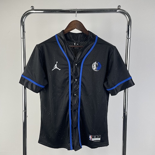 Dallas Mavericks Basketball Jersey