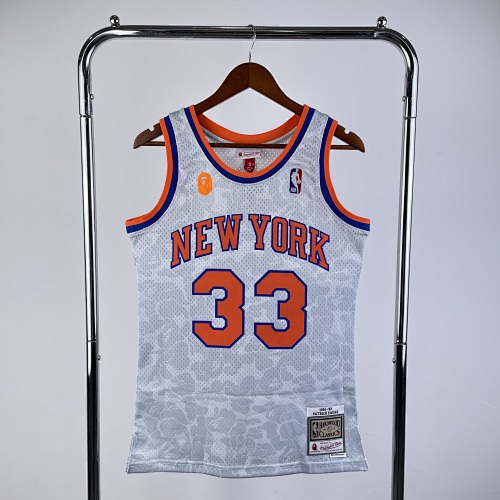 New York Knicks #33 White Basketball Jersey