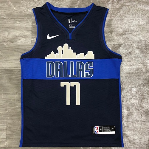 Dallas Mavericks Luka Doncic #77 Basketball Jersey