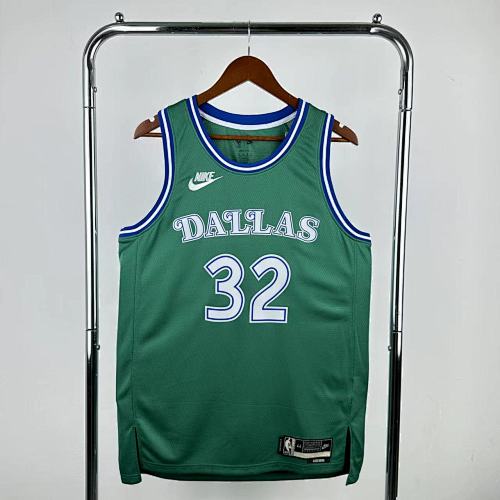Dallas Mavericks #32 Retro Edition Green 26 Season Basketball Jersey